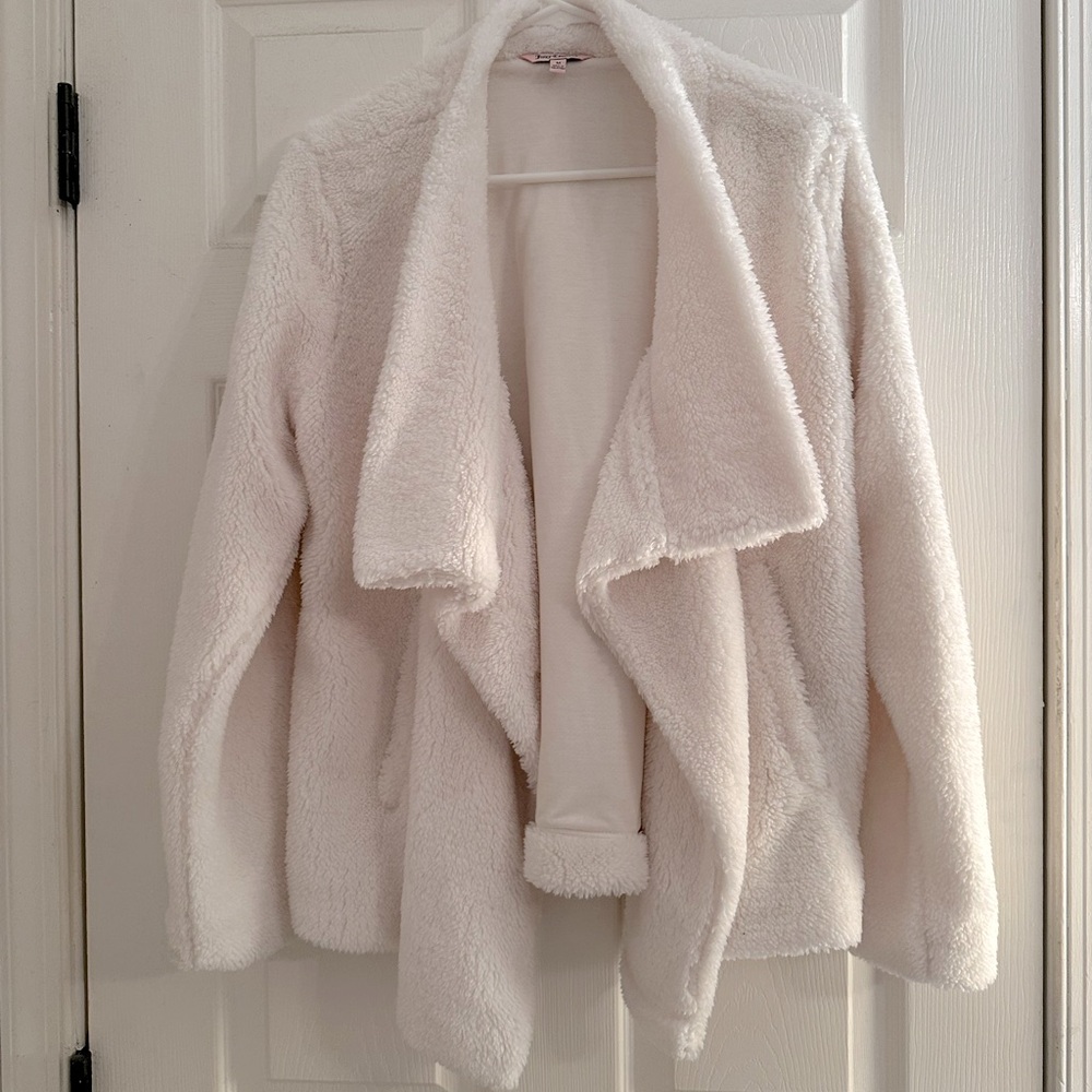 Nice cozy, warm, winter sweater